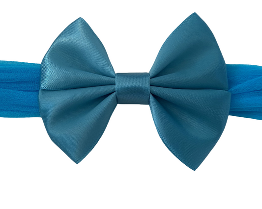 Blue bow tie on a white background